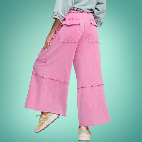 EASEL “Feeling Good Cargos” Mineral Washed Flared Leg, Raw Seams & Hems, Pockets - Picture 3 of 16